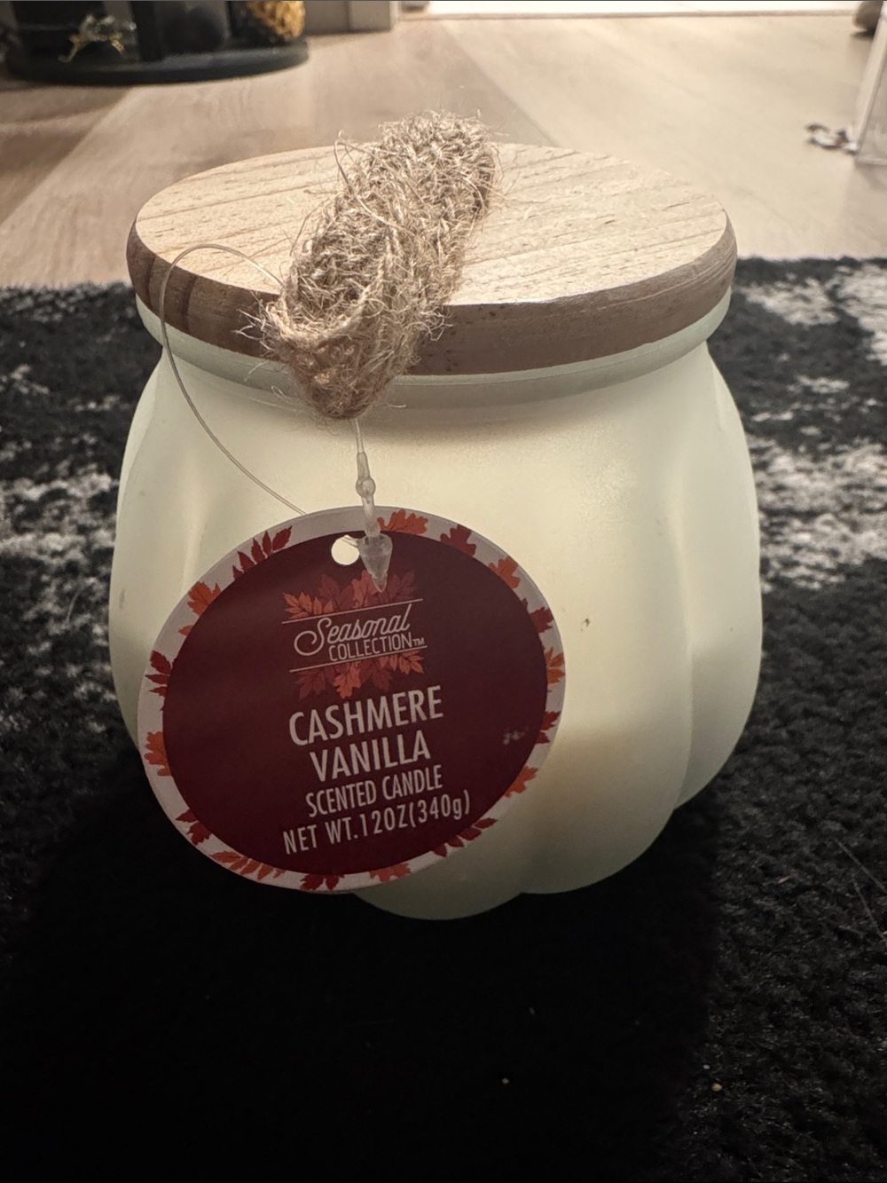Cashmere Vanilla Frosted Glass Pumpkin 3 Wick Candle NEW 🏷️